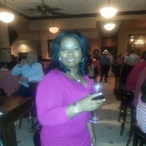 Meet your Posher, Alicia